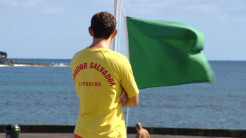 Faltam nadadores-salvadores na Praia da Vitória