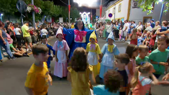 Disney no Desfile Infantil das Festas da Praia