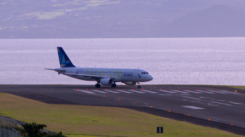 170 Passageiros estão retidos na Horta e acusam a Azores Airlines de não prestar auxílio