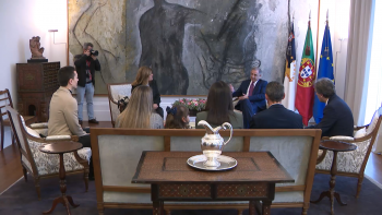 Atletas Leonor Januário, Rui Cansado e Gonçalo Ferreira recebidos pelo Presidente do Governo