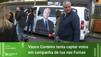 Regionais 2024: Vasco Cordeiro tenta captar votos em campanha de rua nas Furnas