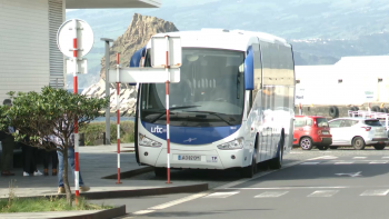 União de Transportes dos Carvalhos inicia operação de transporte coletivo de passageiros no Pico
