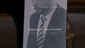 Tiago Pereira Resendes lança livro de protocolo e etiqueta