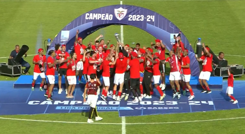 Santa Clara conquista título da Segunda Liga de Futebol