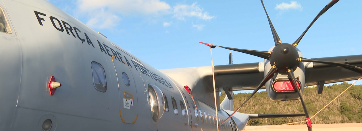 Força Aérea transporta posto médico avançado da Cruz Vermelha para São Miguel