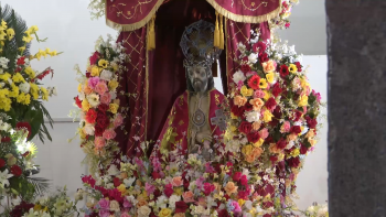 Imagem do Senhor Santo Cristo dos Milagres percorreu principais ruas de Vila do Porto