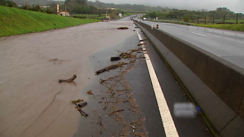 Há risco elevado de inundações em 11 bacias hidrográficas e quatro zonas costeiras dos Açores