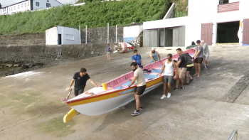 Bote baleeiro açoriano na Foiling Week 2024 em Itália