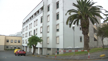 Ala Nascente do Hospital de Ponta Delgada já recebeu primeiros 13 doentes internados