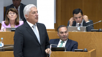 Conta da Região: Secretário das Finanças justifica aumento da dívida com garrote financeiro da República aos Açores