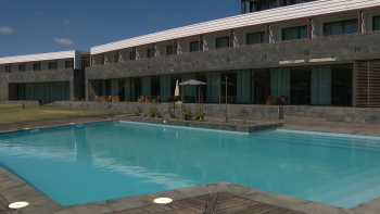 Hotel da Graciosa: Conselho de Ilha apreensivo com venda e Governo otimista