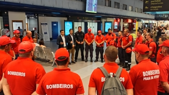 Incêndio na Madeira: contingente de bombeiros dos Açores regressa e parte outro