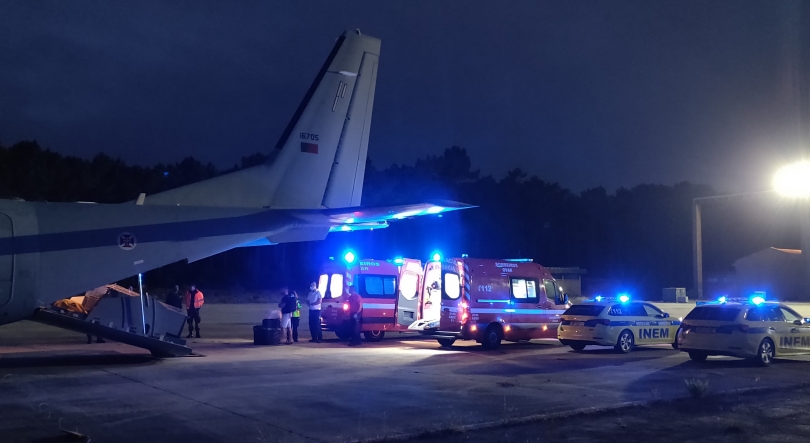 Força Aérea transporta duas grávidas dos Açores para o continente