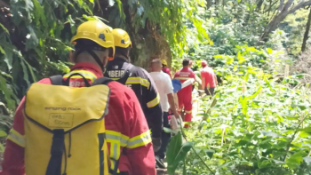 Turista resgatada após queda em ravina na Ribeira dos Caldeirões