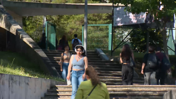 Estudantes açorianos deslocados defendem contingente para vagas em residências universitárias 