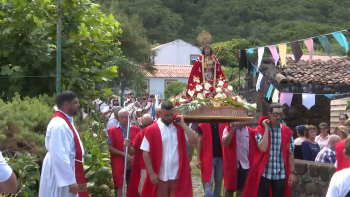 Santo Cristo da Caldeira: Centenas de pessoas rumaram para participar na festa