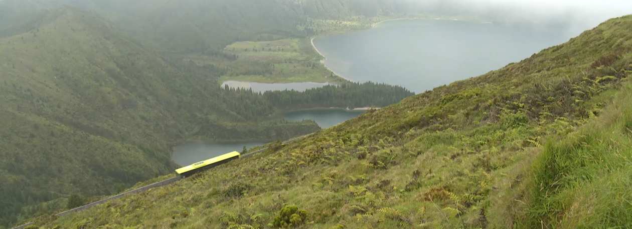 Imagem de Luz verde do Tribunal de Contas ao Shuttle de acesso à Lagoa do Fogo