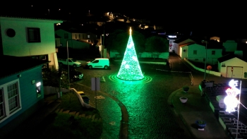 Iluminação Natal no Corvo