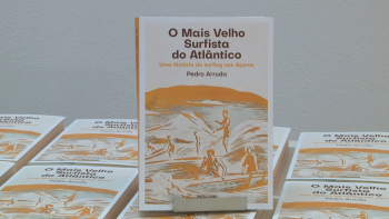 ‘O mais velho surfista do Atlântico’ explora história do surf nos Açores