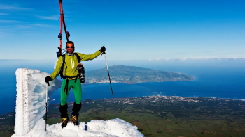 Há cada vez mais pessoas a subir a Montanha do Pico no inverno