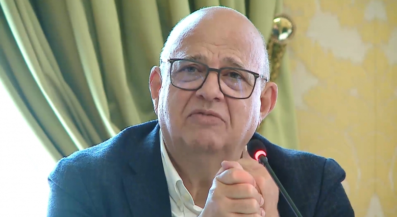 Imagem de Carlos Costa Neves deixa o Govero e vai para o Conselho Executivo da FLAD