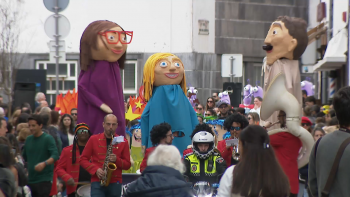 Imagem de 2300 Crianças das escolas desfilaram no corso carnavalesco de Ponta Delgada