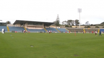 Imagem de Santa Clara castigado com jogo à porta fechada