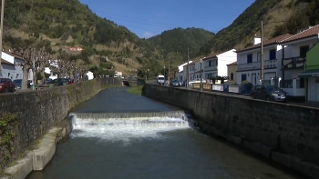 Imagem de Ribeira Quente esteve sem comunicações devido ao mau tempo