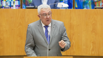 Imagem de Parlamento aprova anteproposta de lei para reduzir idade da reforma nos Açores