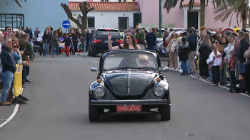 Imagem de Desfile de Carnaval dos Flamengos com grande adesão da população