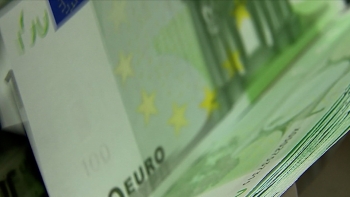 Imagem de IL quer plano do Governo para redução de despesa corrente na Administração Pública Regional