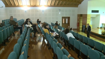 Imagem de FAPA denuncia falta de Assistentes Operacionais na EBS da Graciosa