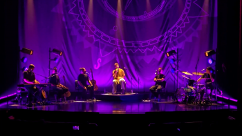Imagem de Teatro Ribeira Grandense celebra 25 anos de reabertura com concerto de Buba Espinho