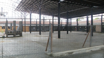 Imagem de CM Ponta Delgada aprova indemnização a comerciante do Mercado da Graça