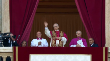 Imagem de Bispo dos Açores confortado com primeiras declarações do novo Papa
