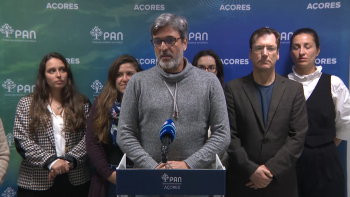 Imagem de Legislativas 2025: PAN diz que sai prejudicado por não se assumir de esquerda ou de direita