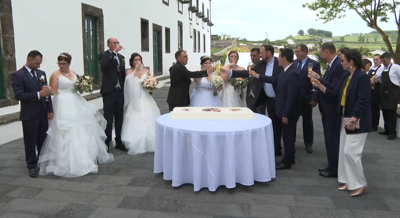 Imagem de Quatro casais casam na Lagoa com a benção de Santo António