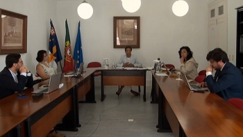 Imagem de Petição pede revogação e alteração da legislação para melhor distribuição de almoços nas interrupções letivas