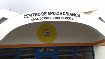 Imagem de Creche de Rabo de Peixe: Tribunal esclarece situação das funcionárias acusadas