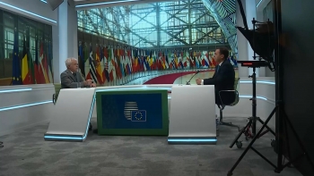 Imagem de Primeiro-ministro anuncia baixa do IRS em todos os escalões, exceto o último