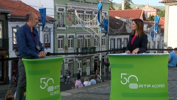 Imagem de 50 Anos RTP Açores: Produção de vinho verdelho dos Biscoitos
