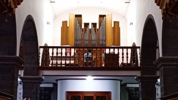 Imagem de Igreja Nossa Senhora da Saúde, nos Arrifes, tem a partir de hoje um órgão de tubos