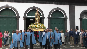 Imagem de Procissão de Nossa Senhora das Angústias reúne centenas de pessoas na Horta