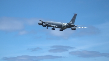 Imagem de De regresso aos EUA a maioria dos aviões reabastecedores que estavam nas Lajes 