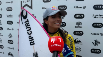 Imagem de Teresa Bonvalot sagra-se campeã nacional de surf no Ribeira Grande Pro