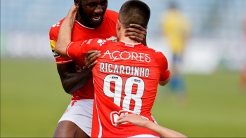 Imagem de Ricardinho está de saída do Santa Clara