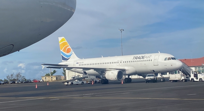 Imagem de Mantem-se imobilizado em Santa Maria avião em que embateu veículo de assistência em terra