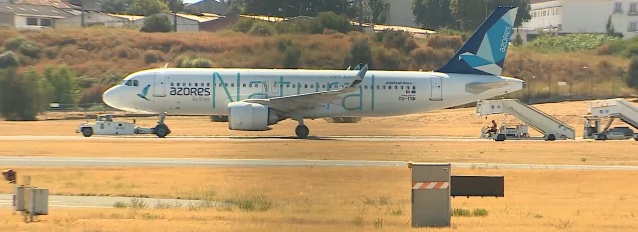 Imagem de Ameaça de bomba provoca aterragem de emergência da Azores Airlines