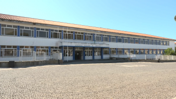 Imagem de 2ª fase dos exames nacionais arrancou hoje com provas de Português