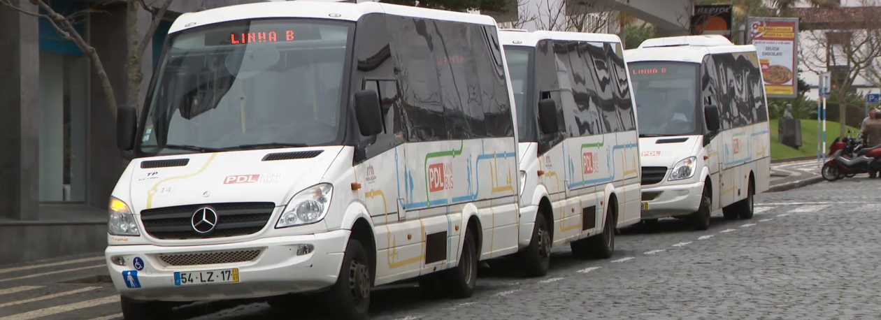 Imagem de Ponta Delgada alarga rede de minibus de quatro para sete linhas